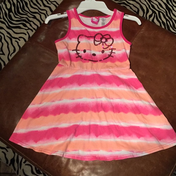 Hello Kitty casual dress. - Picture 1 of 5